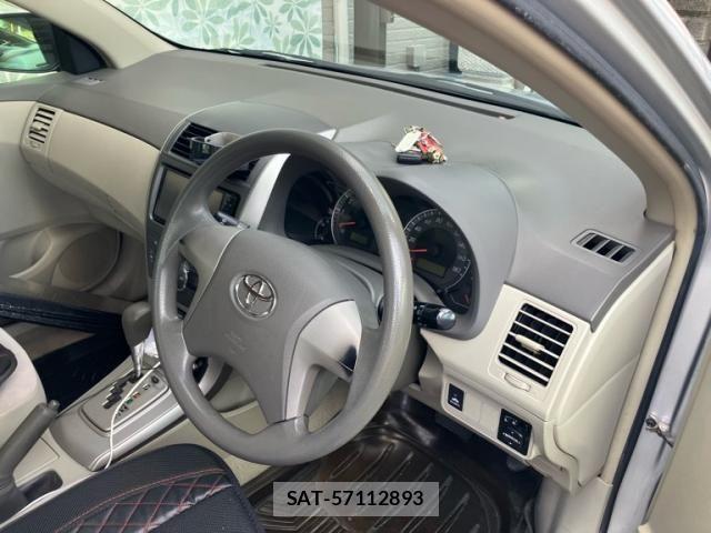 Toyota COROLLA AXIO 2012-01 7271701-11