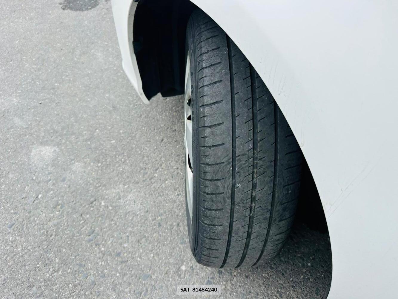 Toyota COROLLA AXIO 2019 7216377-31