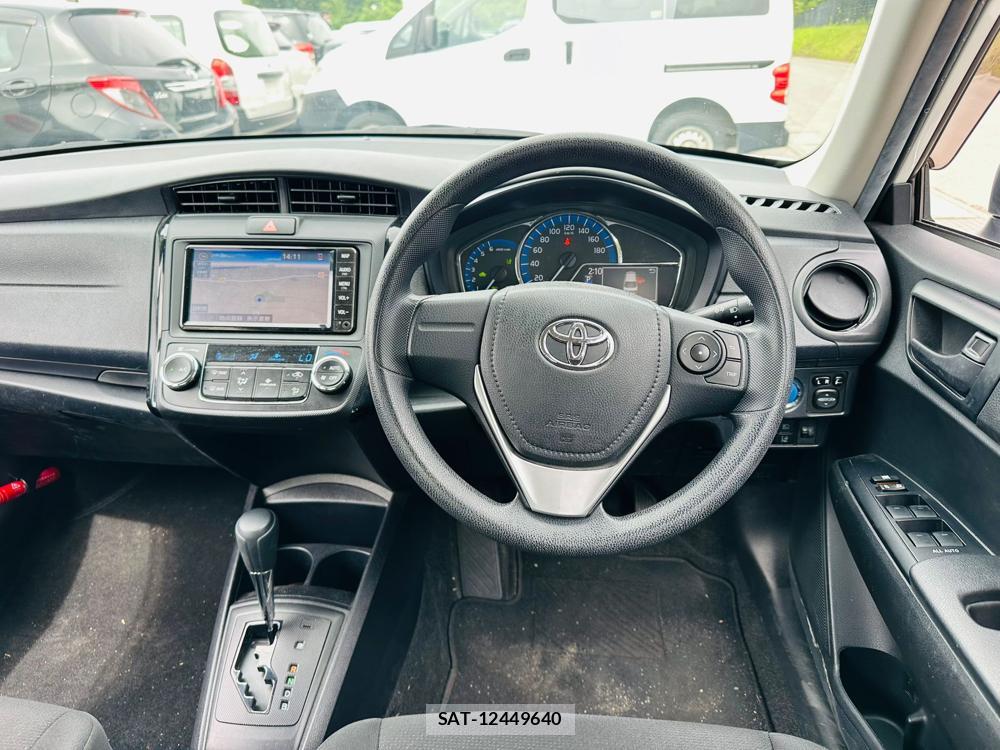 Toyota COROLLA AXIO 2020 7242612-13
