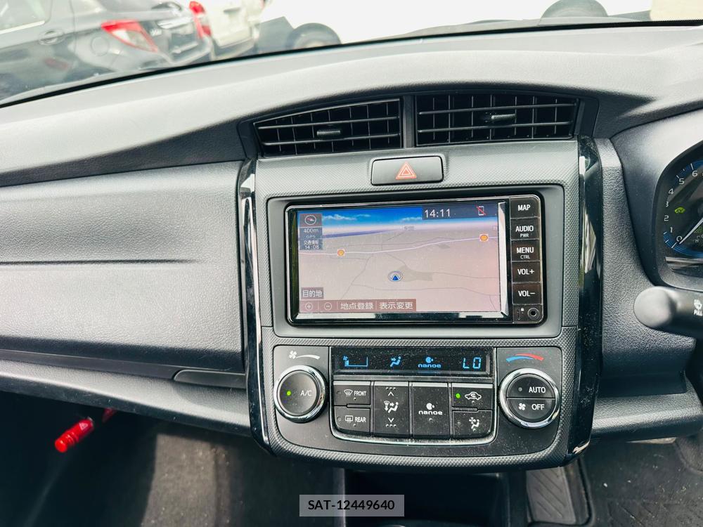 Toyota COROLLA AXIO 2020 7242612-18