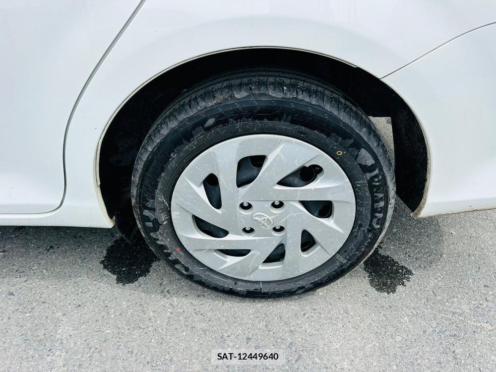 Toyota COROLLA AXIO 2020 7242612-30