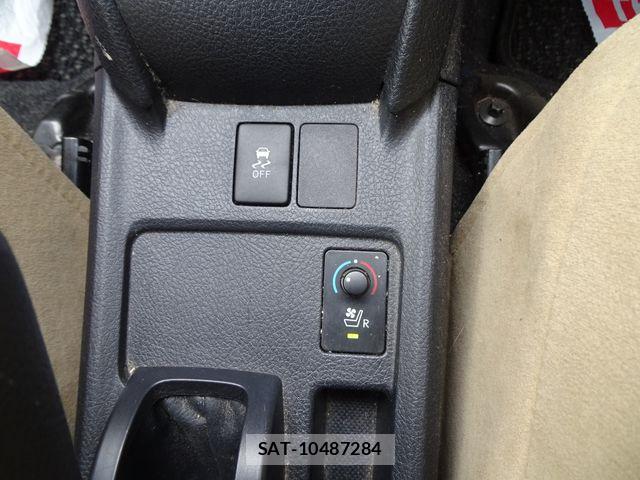 Toyota COROLLA AXIO 2013-06 7326276-25