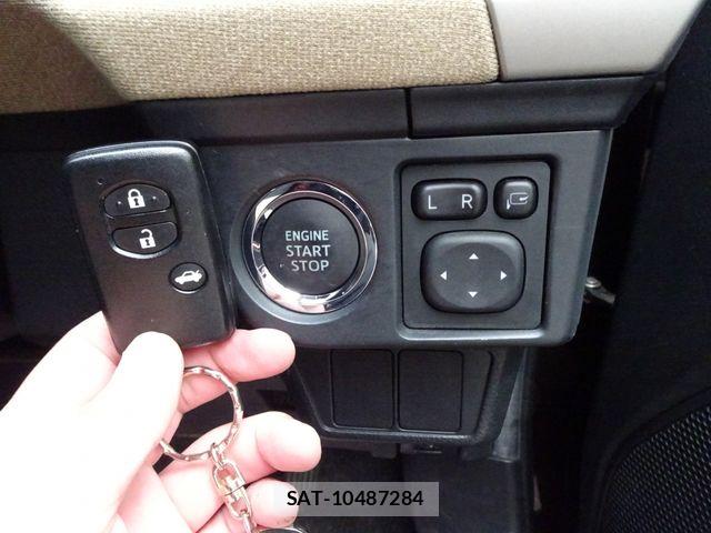 Toyota COROLLA AXIO 2013-06 7326276-26