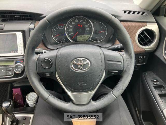 Toyota COROLLA AXIO 2013-06 7357192-15