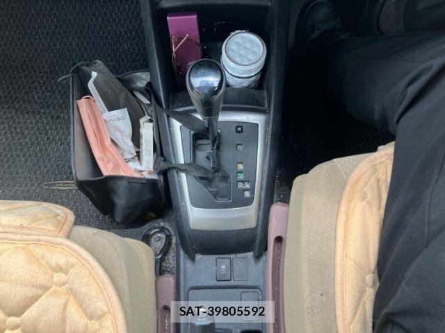 Toyota COROLLA AXIO 2013-06 7357192-16