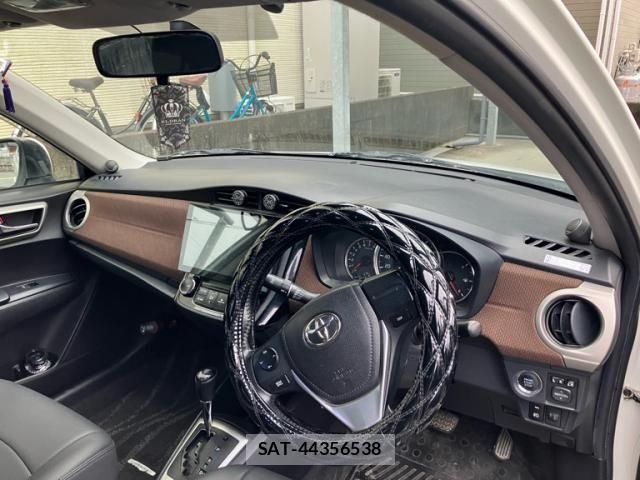 Toyota COROLLA AXIO 2012-06 7357195-10