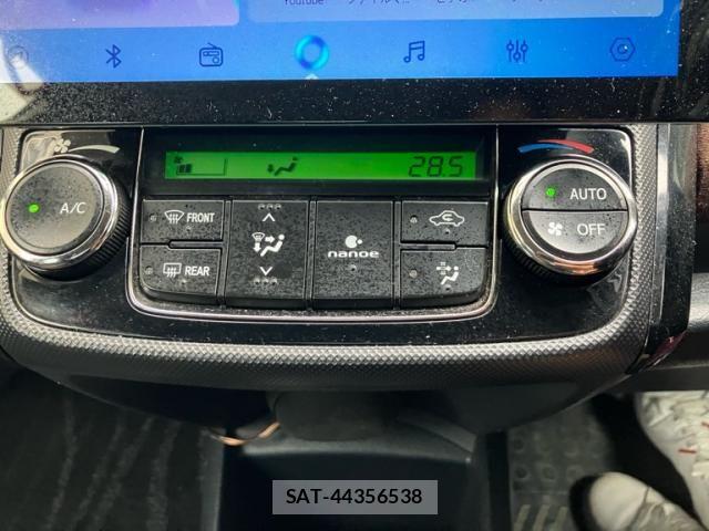 Toyota COROLLA AXIO 2012-06 7357195-20