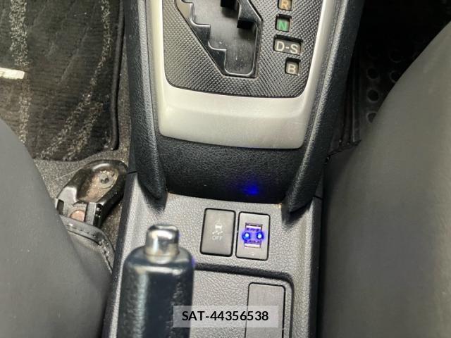 Toyota COROLLA AXIO 2012-06 7357195-22