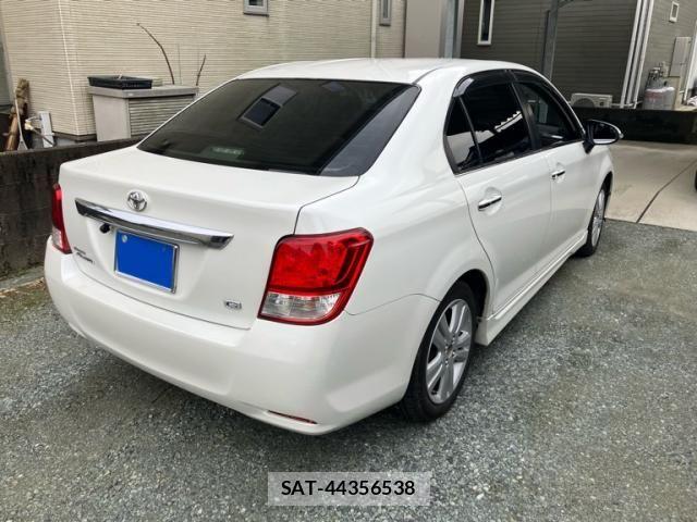 Toyota COROLLA AXIO 2012-06 7357195-2