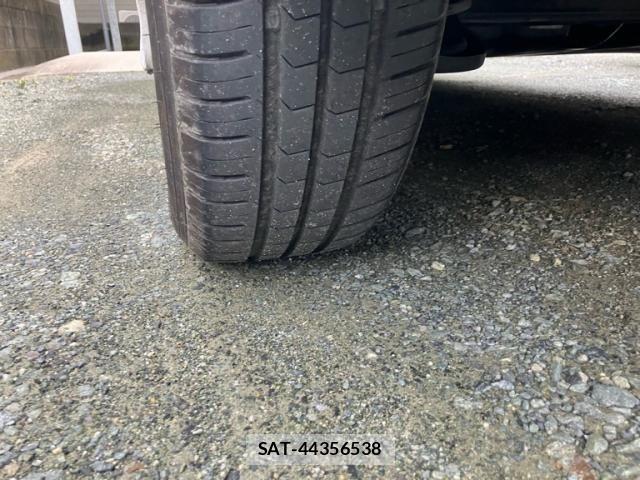 Toyota COROLLA AXIO 2012-06 7357195-7