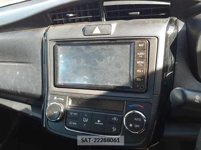 Toyota COROLLA AXIO 2020-08 7351402-9