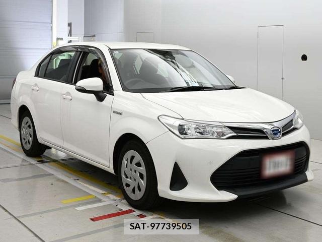 Toyota COROLLA AXIO 2020-06 7351403-7