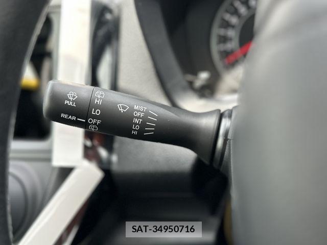 Toyota COROLLA AXIO 2025-06 7357188-6