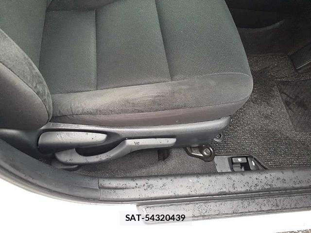 Toyota  2019-01 7351405-9