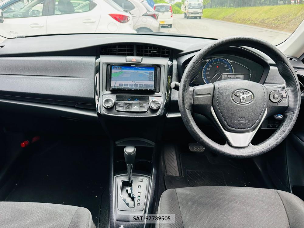 Toyota COROLLA AXIO 2020-06 7351403-12