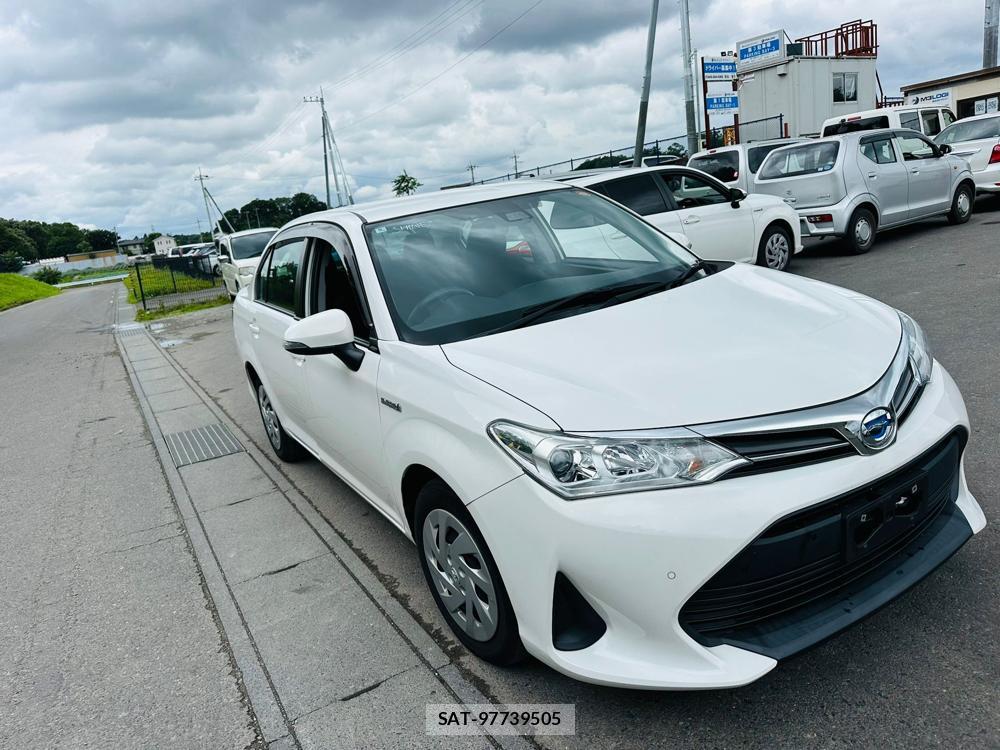 Toyota COROLLA AXIO 2020-06 7351403-6