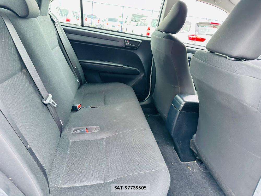Toyota COROLLA AXIO 2020-06 7351403-8
