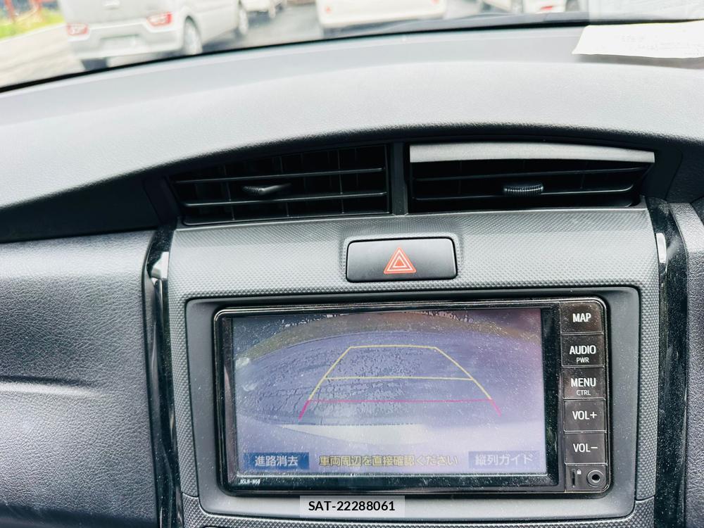 Toyota COROLLA AXIO 2020-08 7351402-18