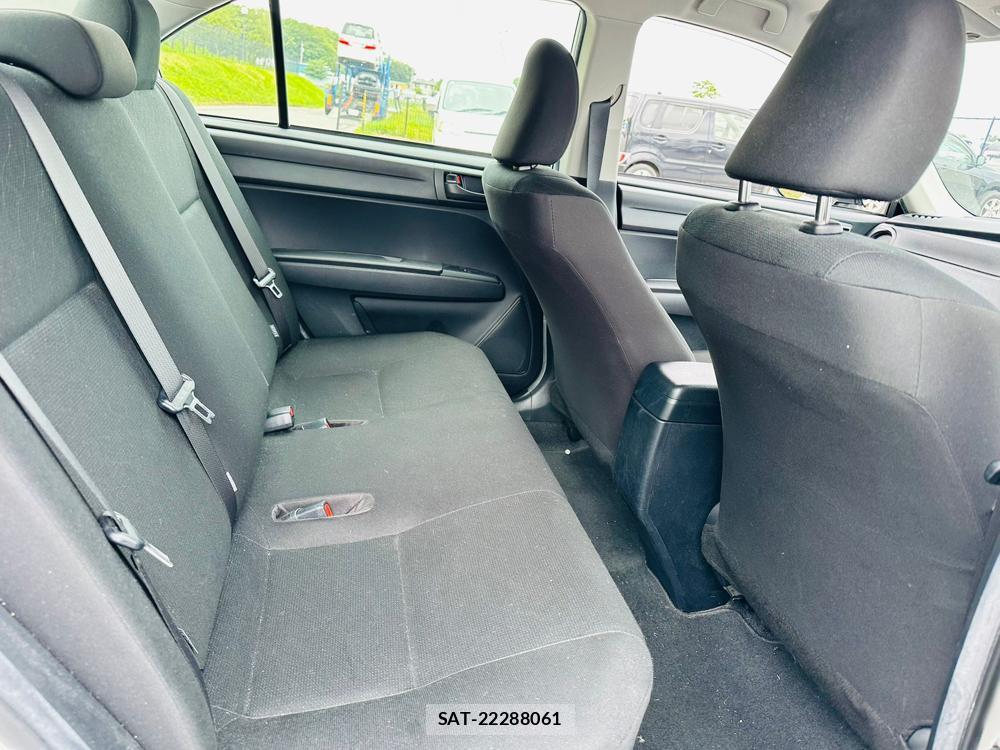 Toyota COROLLA AXIO 2020-08 7351402-8