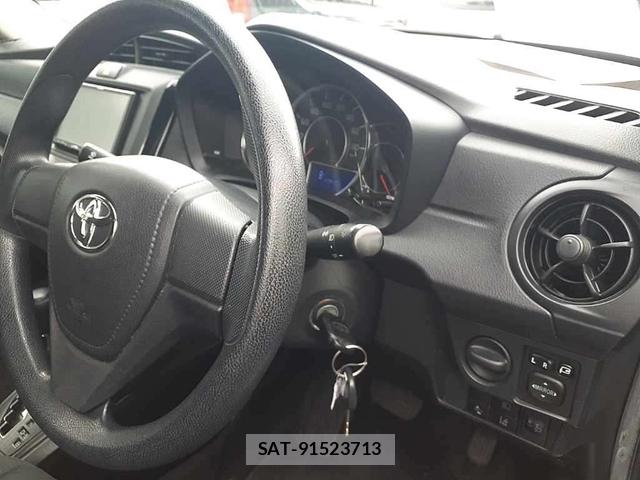 Toyota COROLLA AXIO 2019-02 7489160-10