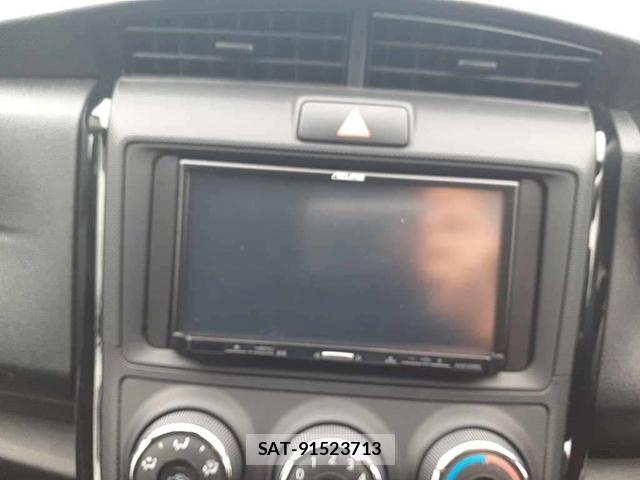Toyota COROLLA AXIO 2019-02 7489160-11