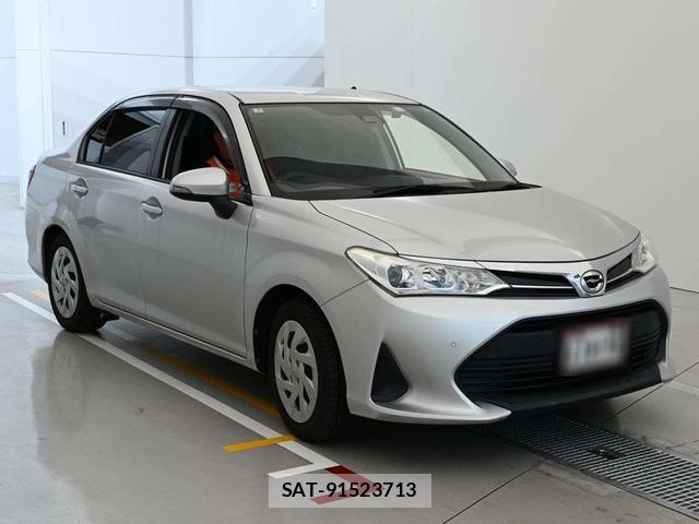 Toyota COROLLA AXIO 2019-02 7489160-7