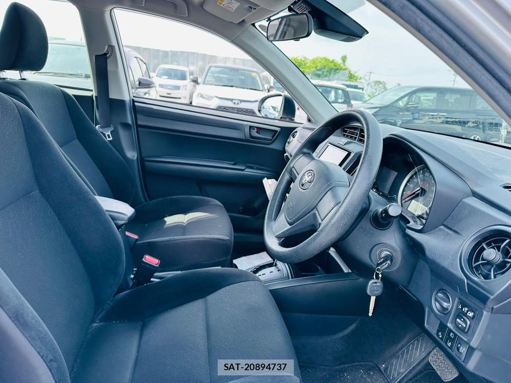 Toyota COROLLA AXIO 2019-06 7400690-11