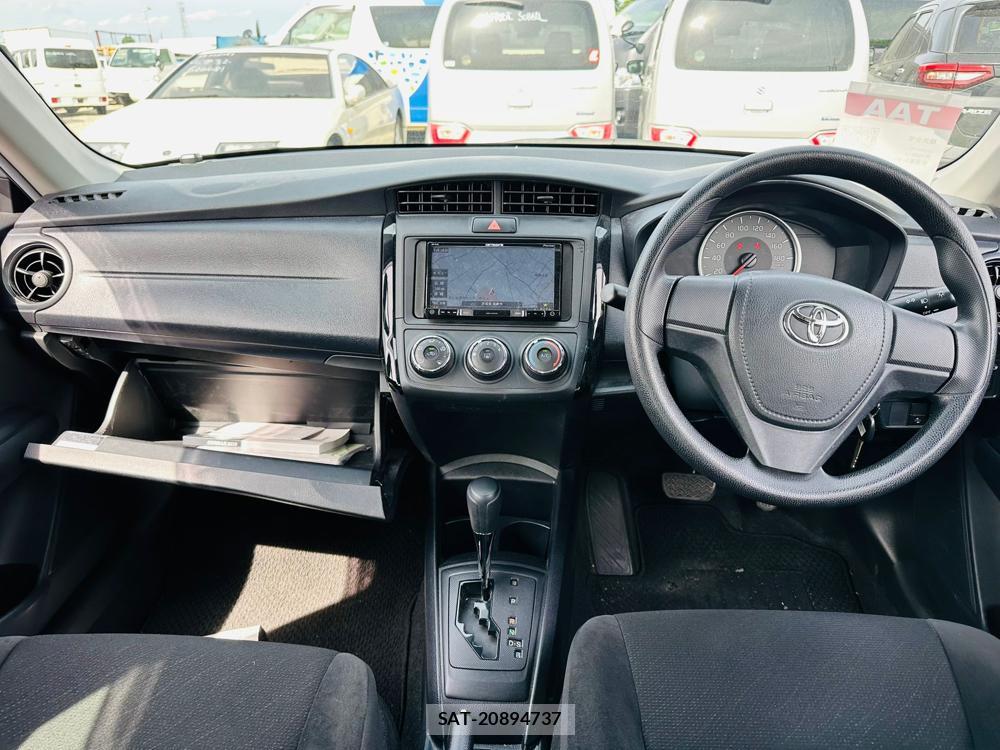 Toyota COROLLA AXIO 2019-06 7400690-12