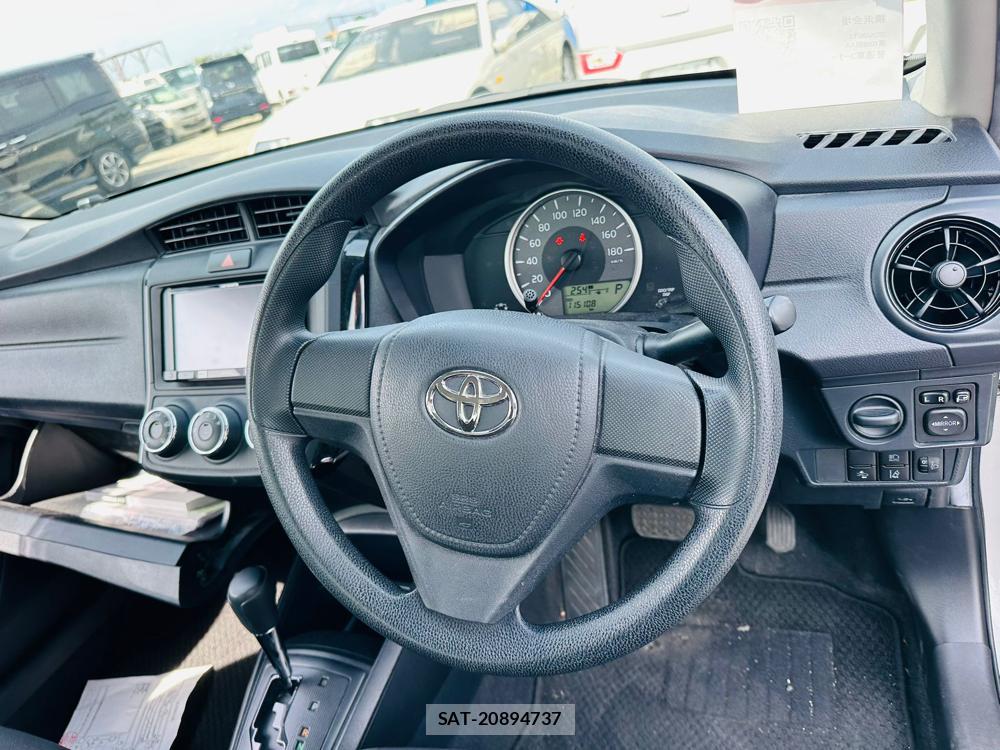 Toyota COROLLA AXIO 2019-06 7400690-14