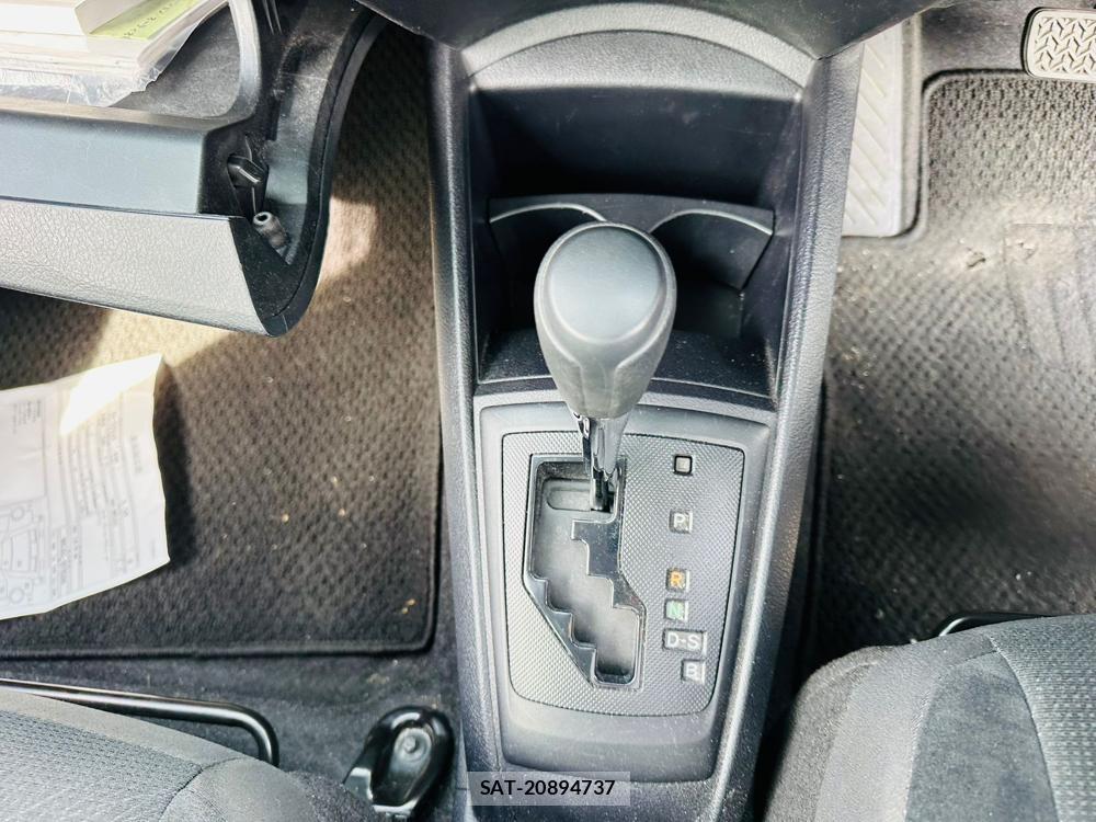 Toyota COROLLA AXIO 2019-06 7400690-20