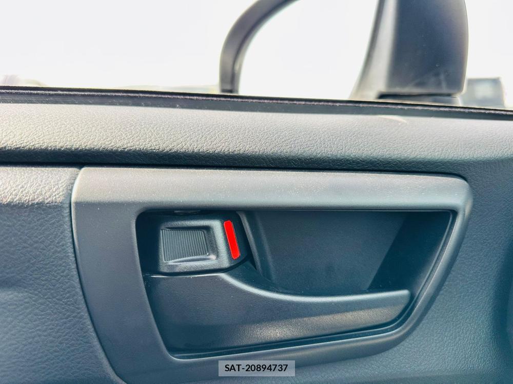 Toyota COROLLA AXIO 2019-06 7400690-23