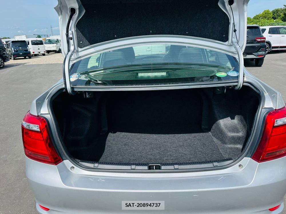 Toyota COROLLA AXIO 2019-06 7400690-25