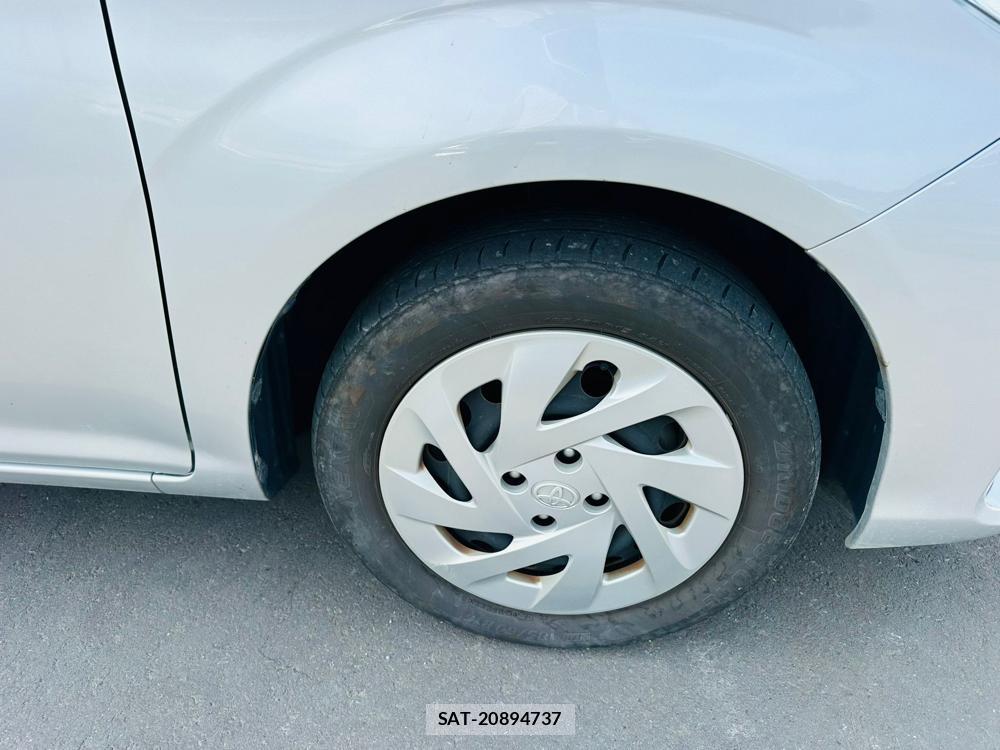 Toyota COROLLA AXIO 2019-06 7400690-28