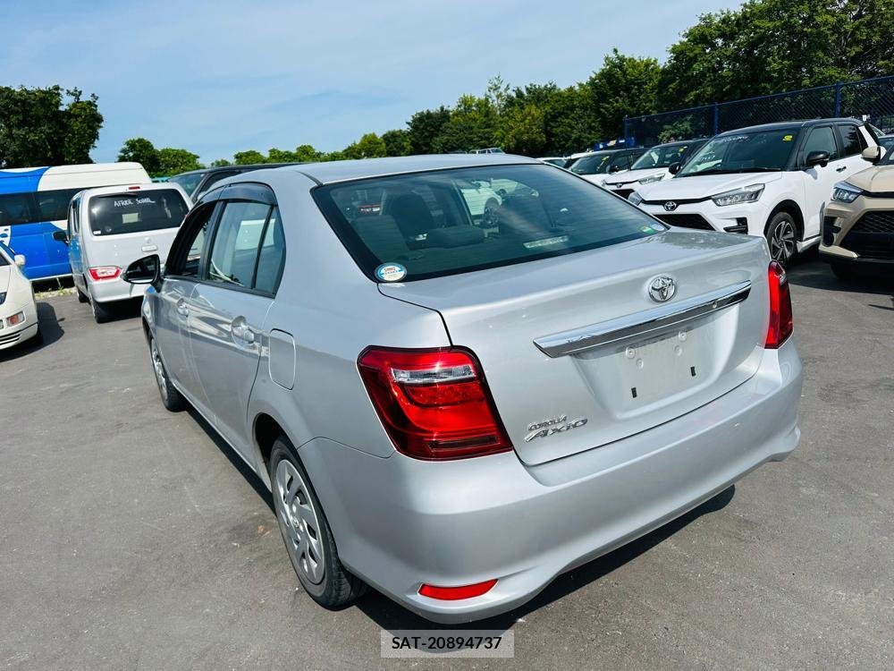 Toyota COROLLA AXIO 2019-06 7400690-2
