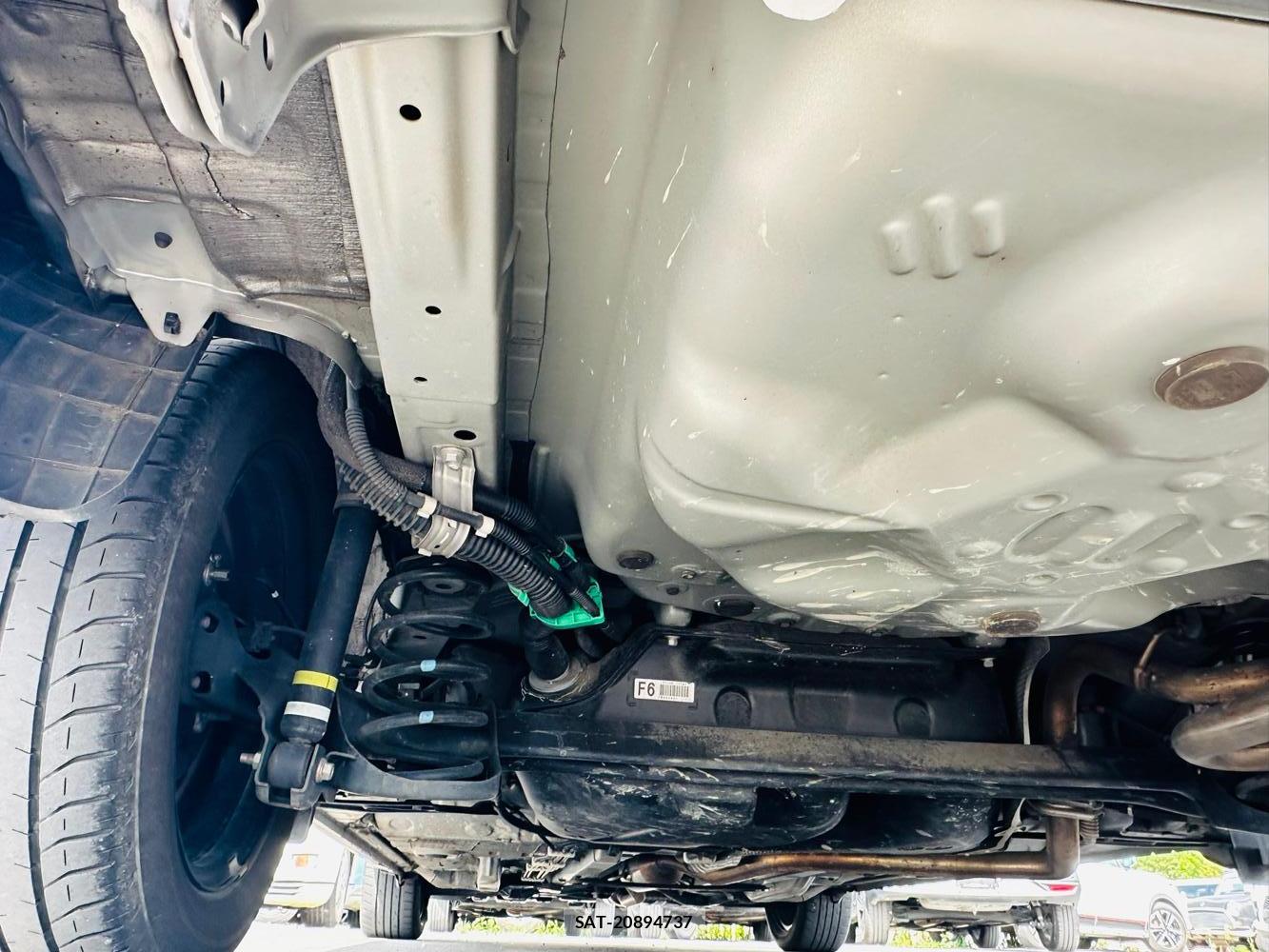Toyota COROLLA AXIO 2019-06 7400690-35