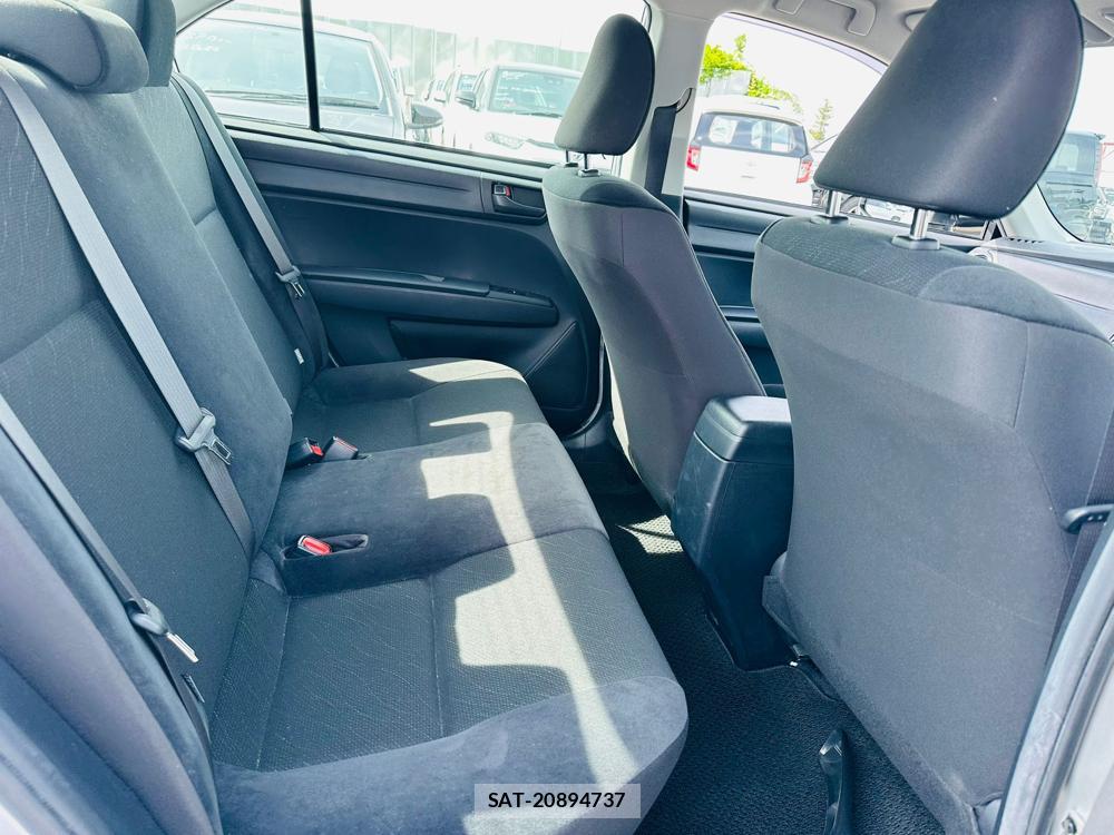 Toyota COROLLA AXIO 2019-06 7400690-8