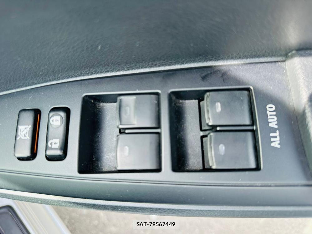 Toyota COROLLA AXIO 2019-06 7369167-22