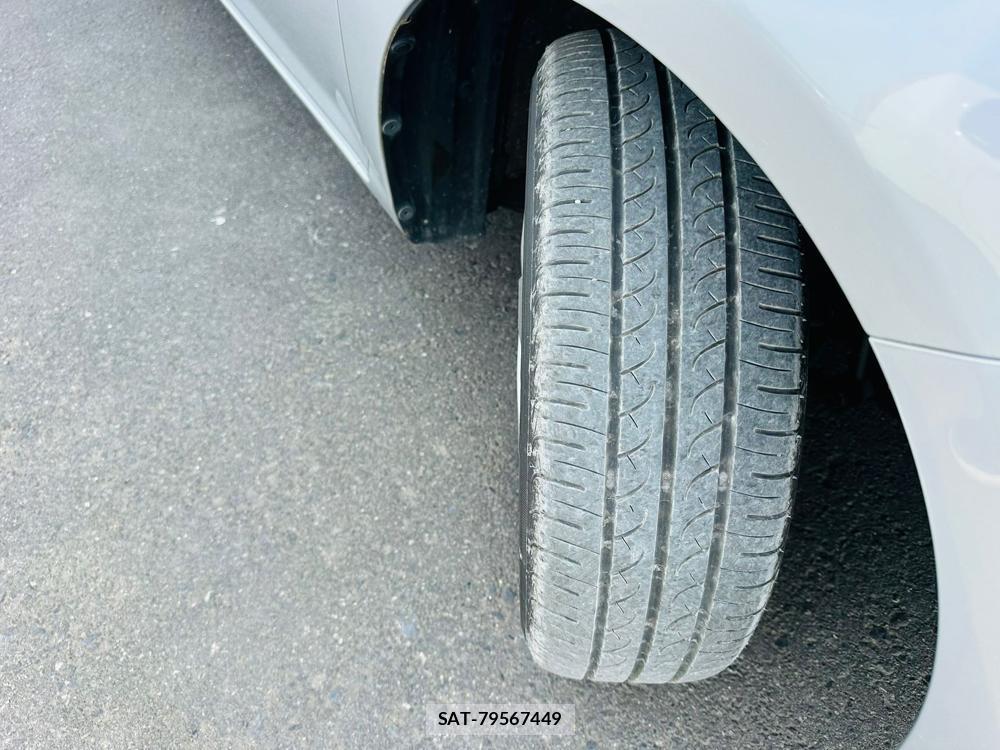 Toyota COROLLA AXIO 2019-06 7369167-32