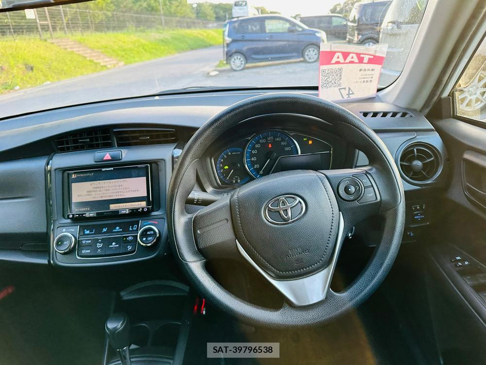Toyota COROLLA AXIO 2019-04 7400689-13