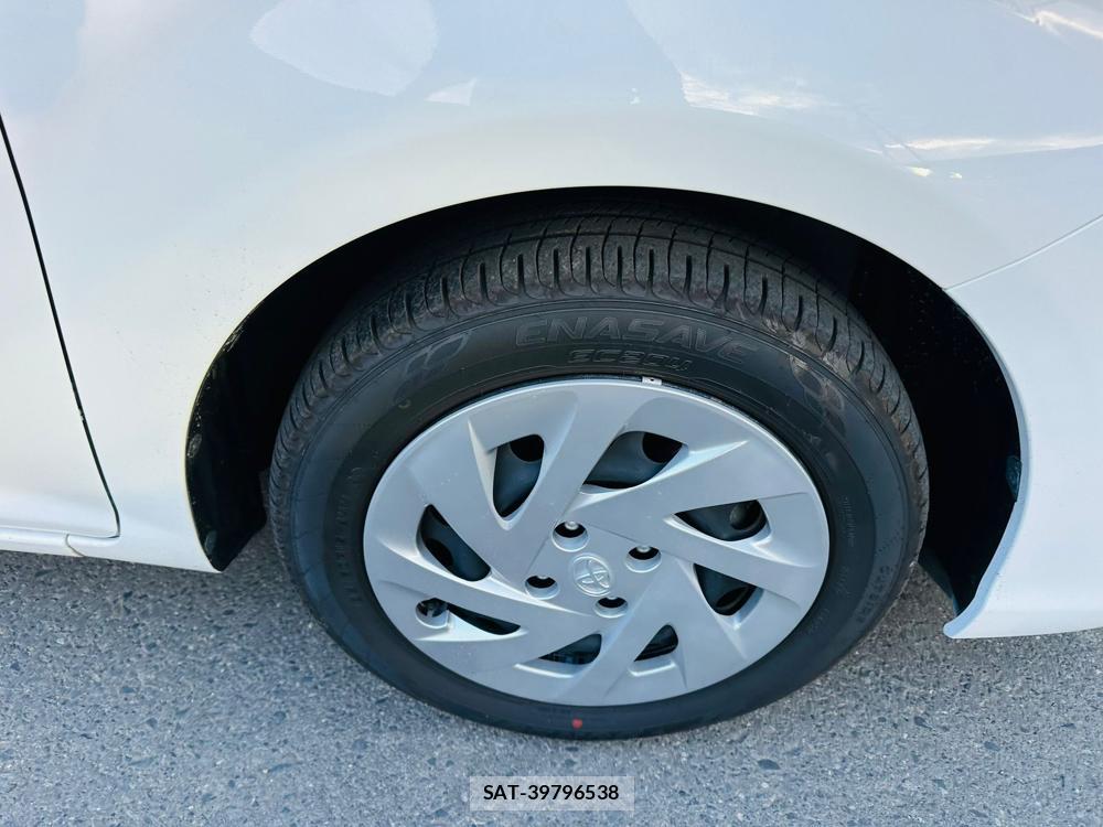 Toyota COROLLA AXIO 2019-04 7400689-28