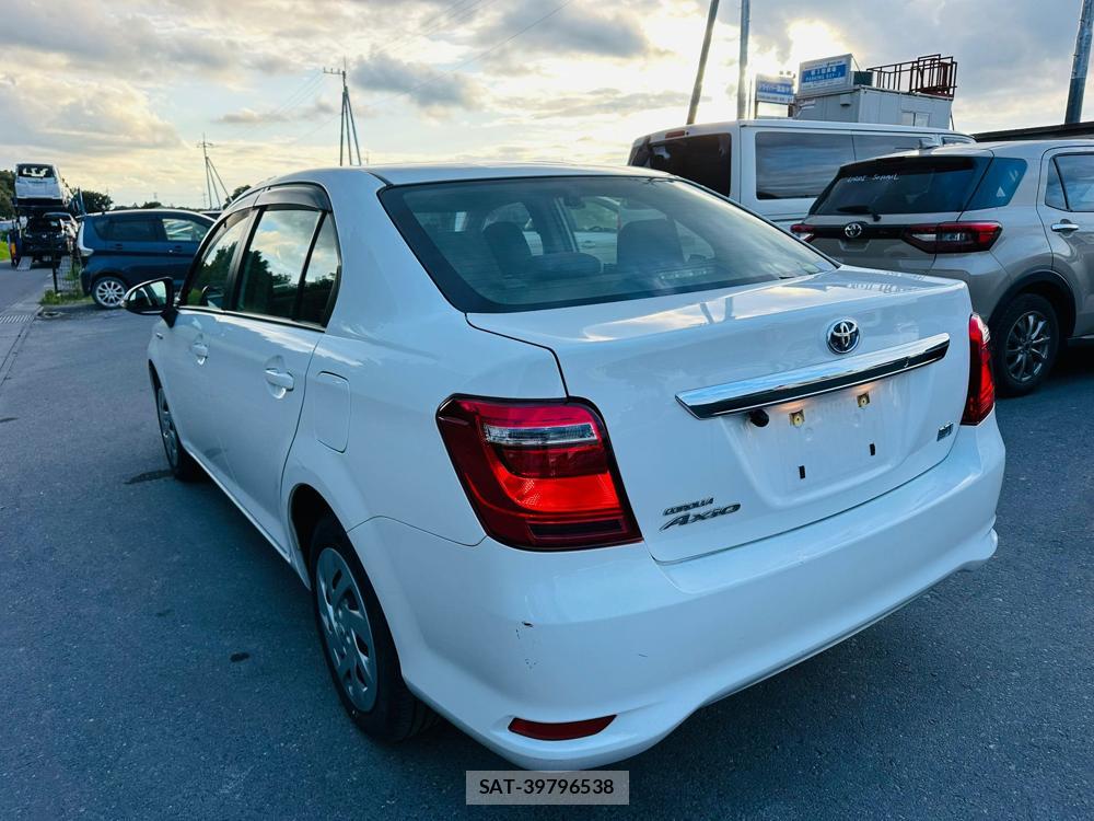 Toyota COROLLA AXIO 2019-04 7400689-2