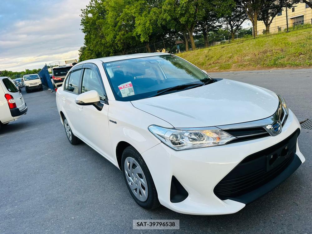 Toyota COROLLA AXIO 2019-04 7400689-6
