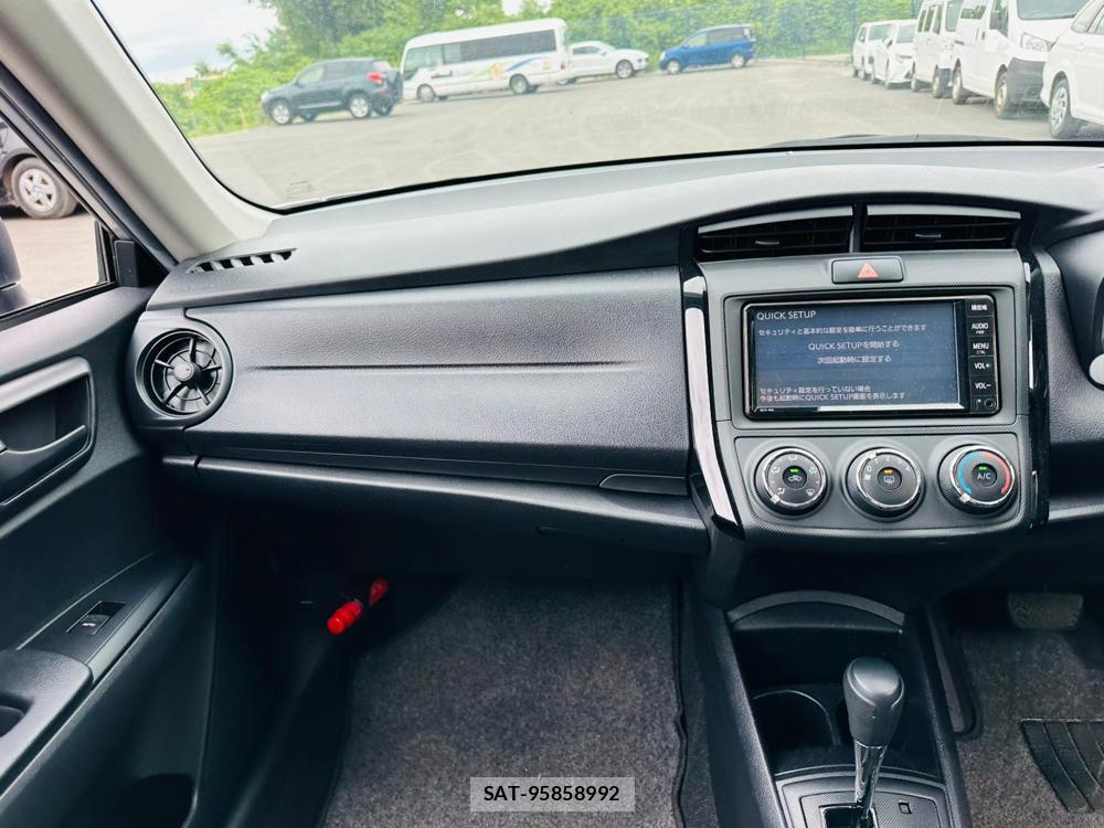 Toyota COROLLA AXIO 2019 7242614-17
