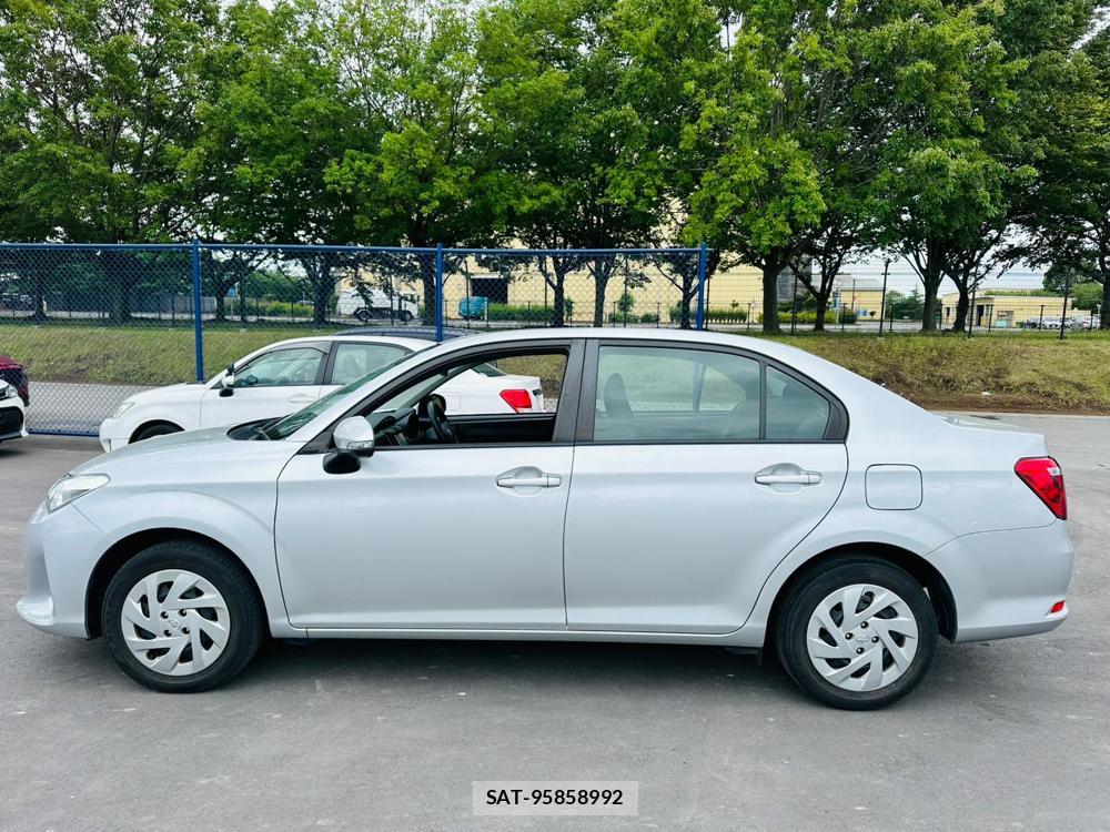 Toyota COROLLA AXIO 2019 7242614-1