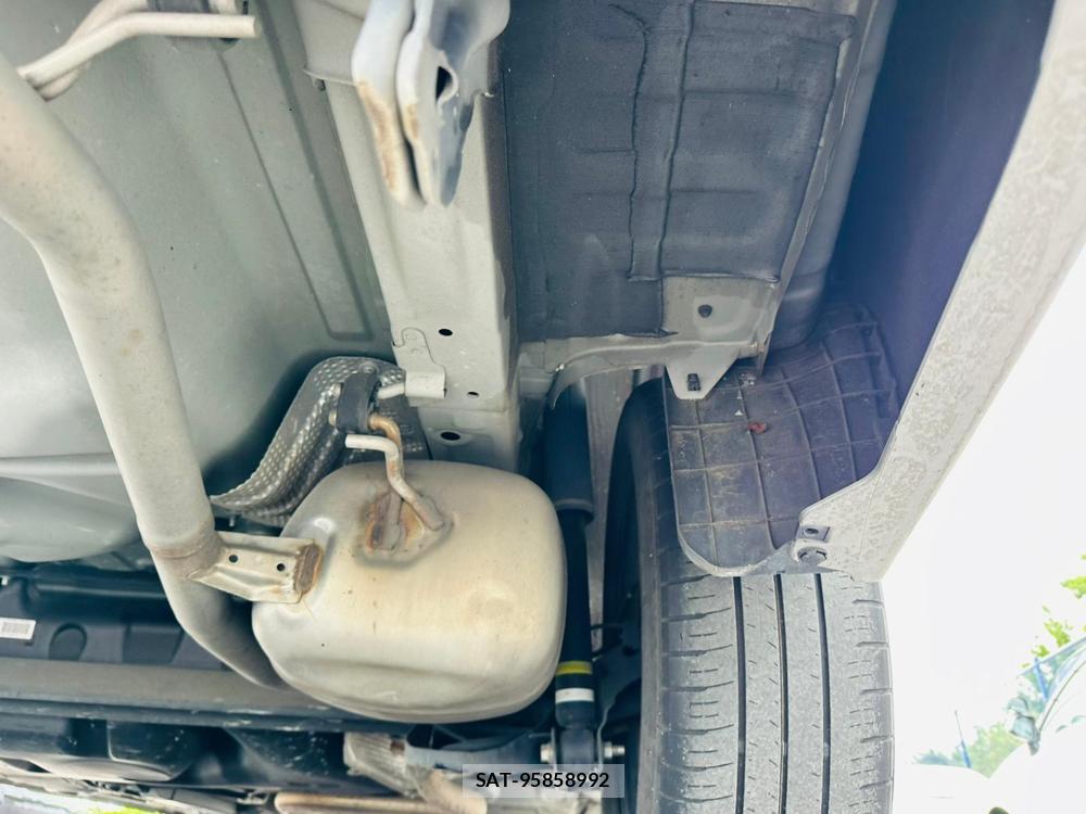 Toyota COROLLA AXIO 2019 7242614-36
