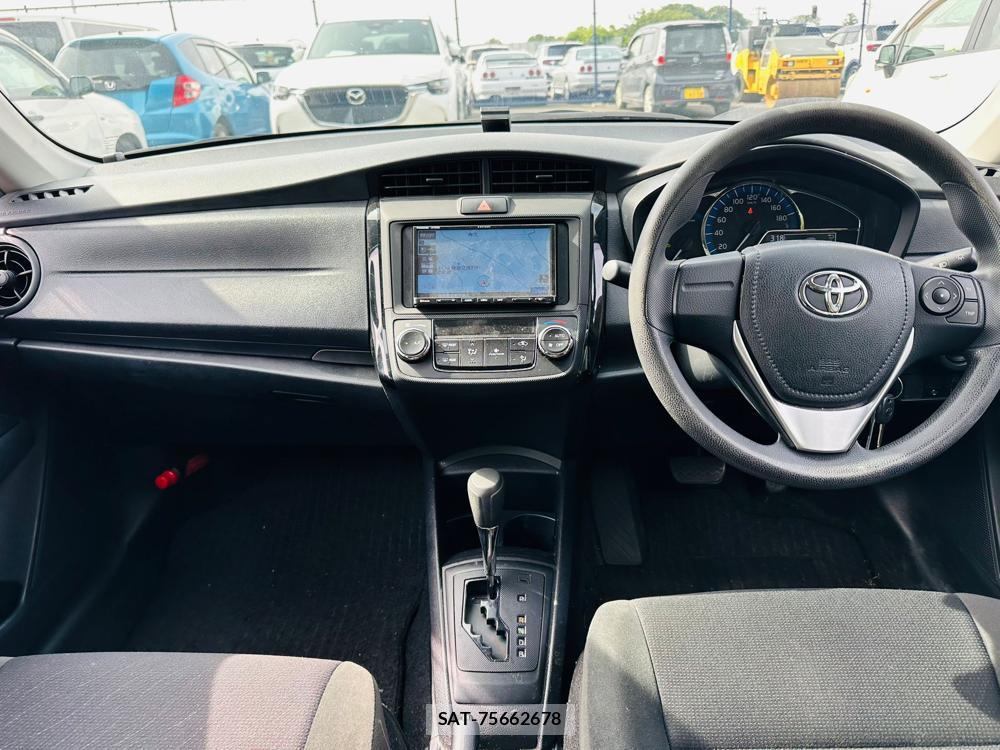 Toyota COROLLA AXIO 2019-06 7369166-12