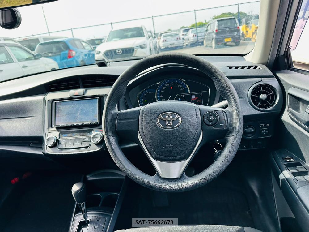 Toyota COROLLA AXIO 2019-06 7369166-13