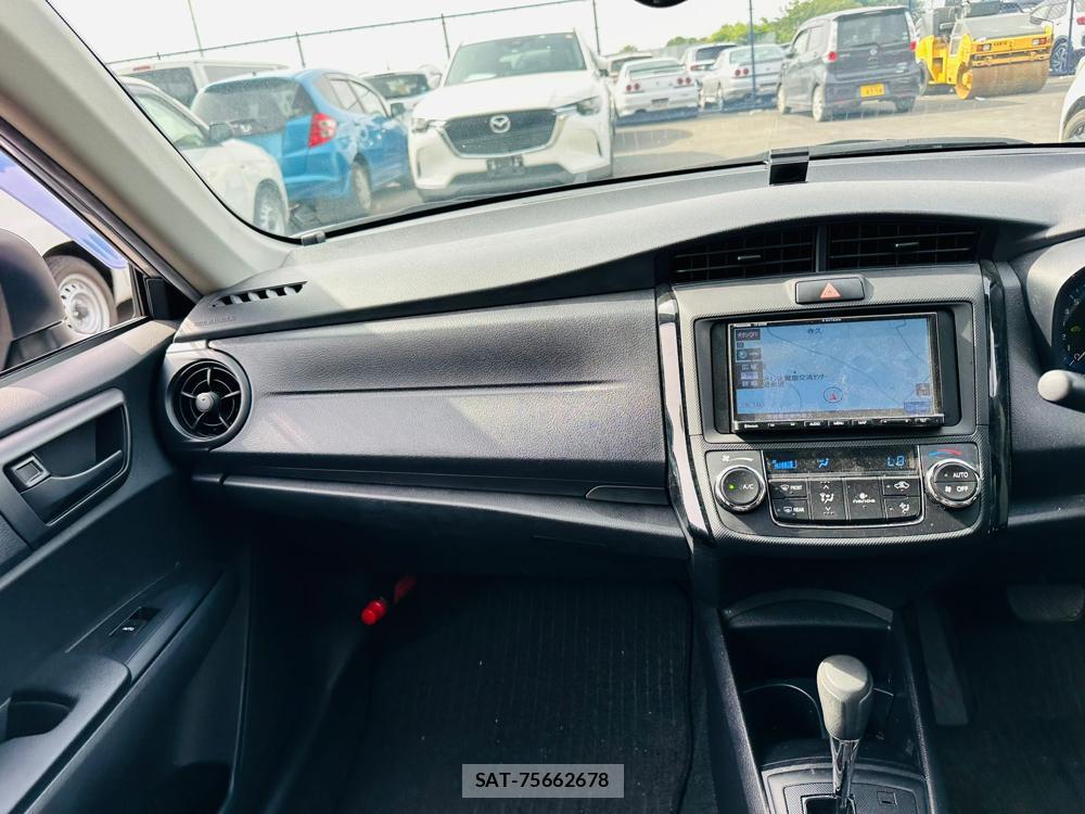 Toyota COROLLA AXIO 2019-06 7369166-17