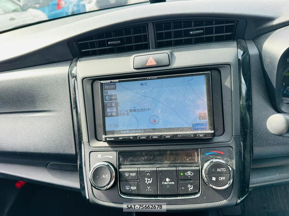 Toyota COROLLA AXIO 2019-06 7369166-19