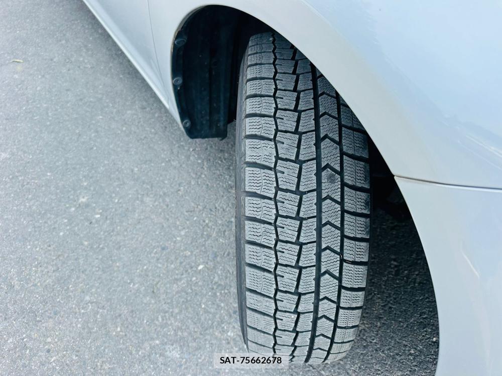 Toyota COROLLA AXIO 2019-06 7369166-31